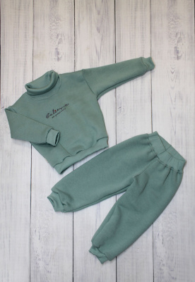 Комплект детский "Believe" (с курточкой, 3 предм.) ш108/16* (оливковый (изумруд) (98-104))